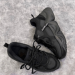 Tenis Negro Ultra Liviano